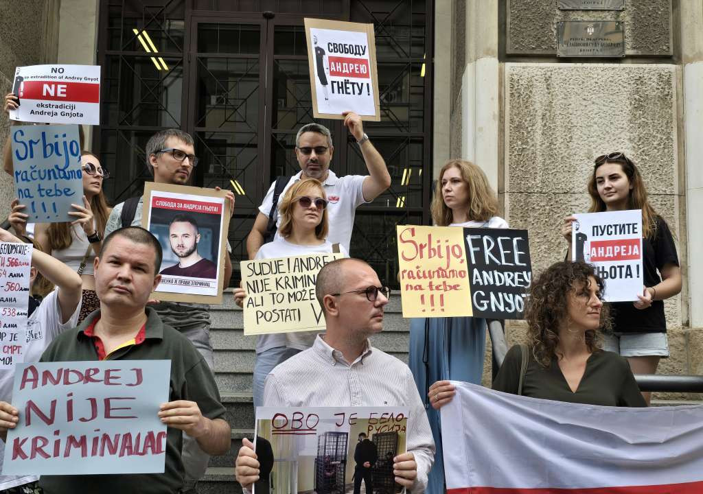 Aktivista Gnjot predao predsjedniku Srbije apel protiv izručenja Bjelorusiji