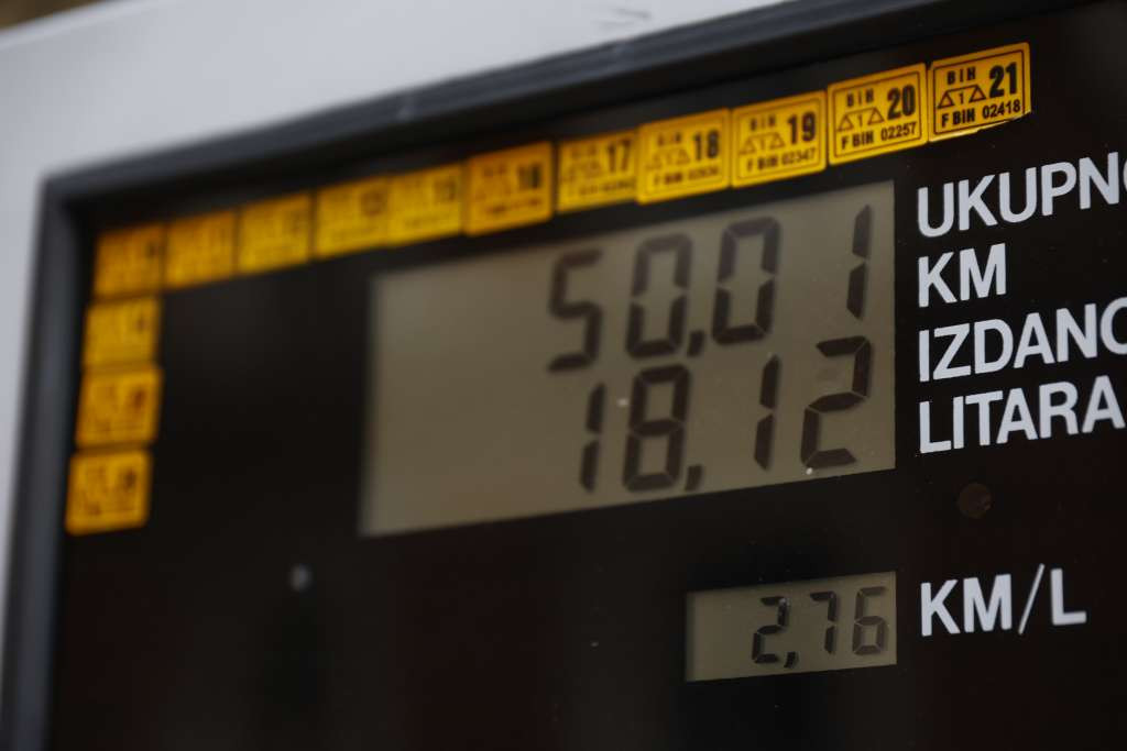 Blagi pad cijene benzina u Federaciji BiH