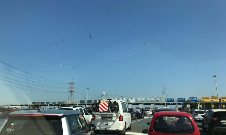 Slovenija: Putnicima u tranzitu nisu potrebne kovid potvrde