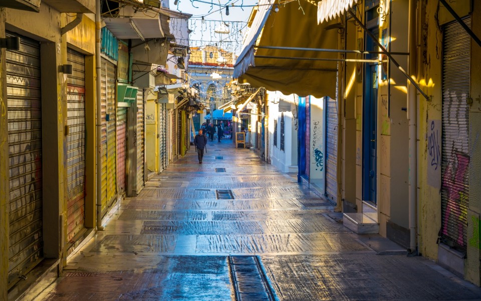 Grčka produžila 'zaključavanje', pojačava vakcinaciju