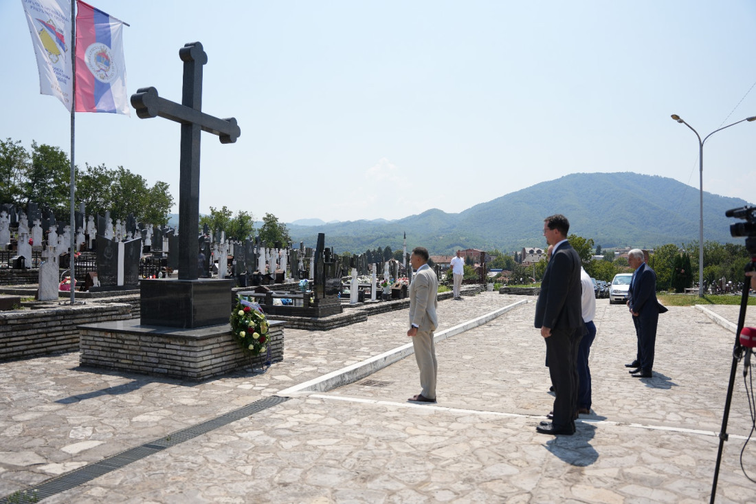 Oštra reakcija Emira Suljagića na pokušaj Delegacije EU-a da vojnike VRS-a predstavi kao "nevine civile"