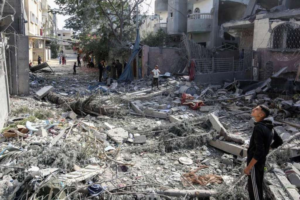 Palestinci u Gazi započeli potragu za hiljadama zarobljenih pod ruševinama