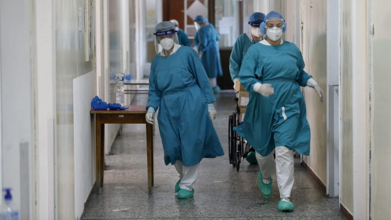 U Srbiji novih 5.908 slučajeva, preminule 62 osobe