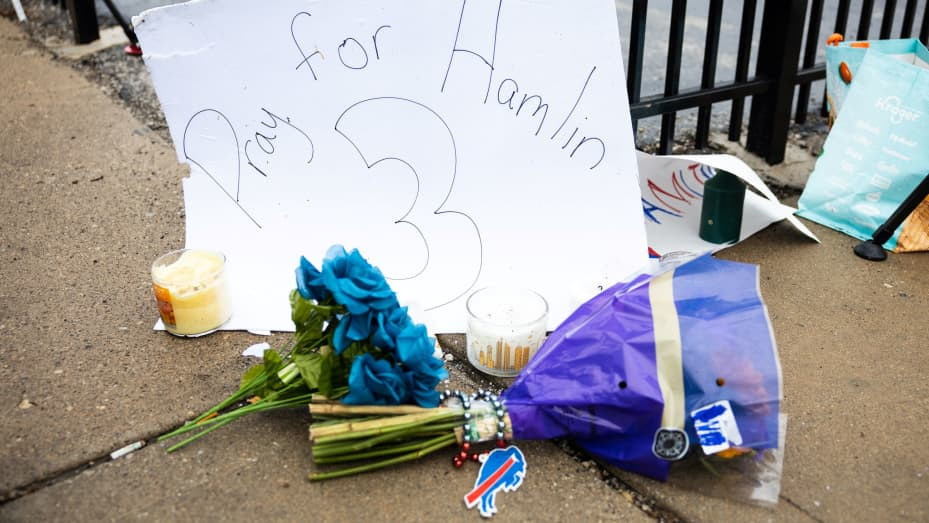 Hamlin pokazuje poboljšanje, ali je i dalje u kritičnom stanju