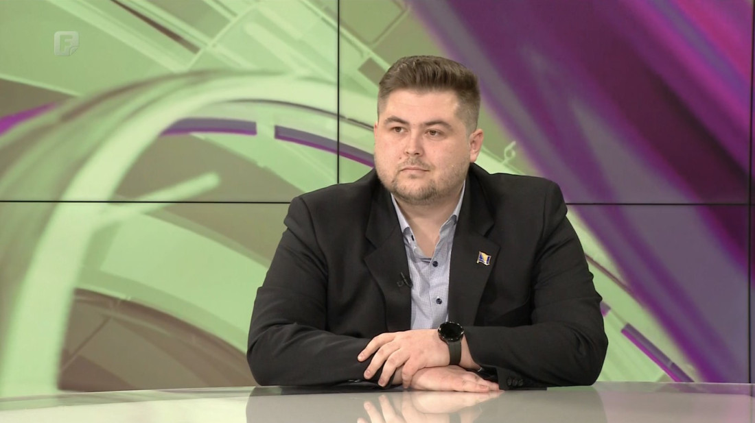 Silajdžić za Rezime: Lendo ne blokira, već koristi ustavno pravo