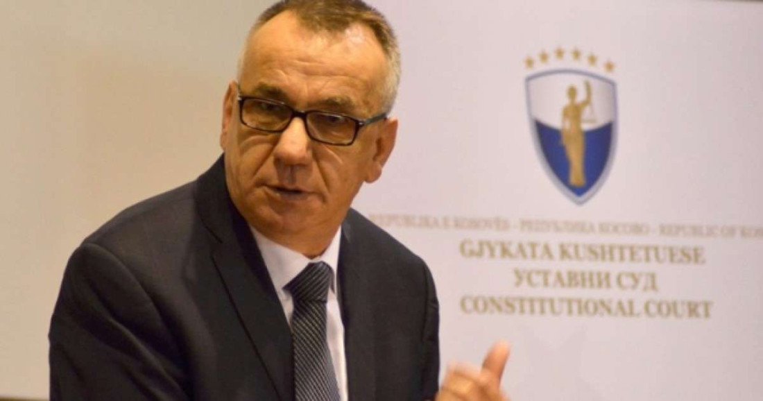 Hasani: Osmani povlačenjem zahtjeva iz ustavnog suda krši Ustav Kosova