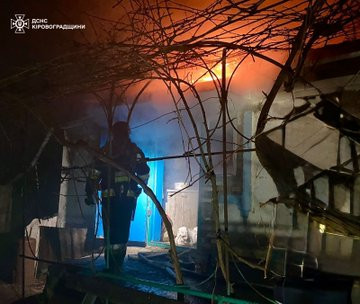 Zelenski tvrdi da je Rusija izvela veliki napad, 400 dronova načinilo veliku štetu