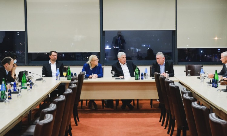 Čović u Vitezu: BiH potrebna hitna stabilizacija političkih prilika