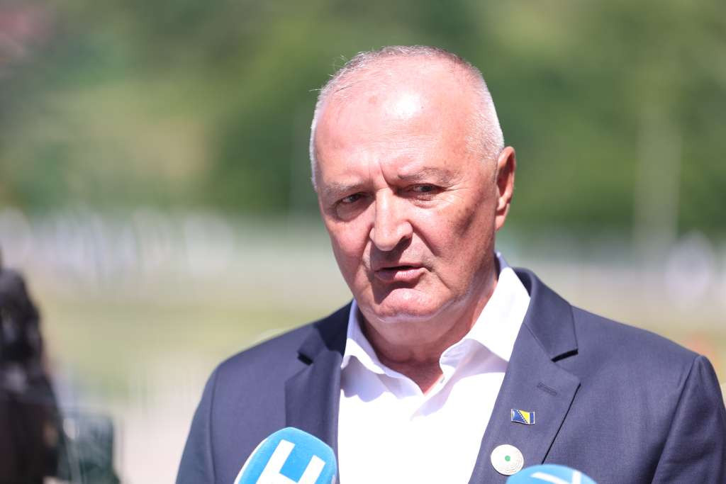 Helez čestitao specijalcima MUP-a SBK: Institucije BiH postoje, niko ne može zaobići pravila