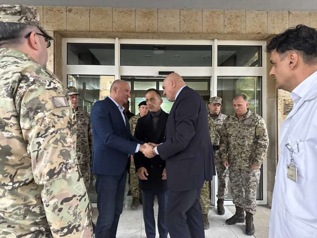 Ministri Helez i Crosetto posjetili povrijeđene pripadnike EUFOR-a