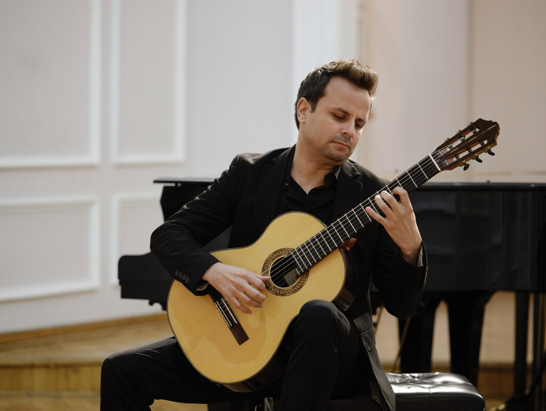 Muzička akademija UNSA ugostila portorikanskog gitaristu Hermelinda Ruiza