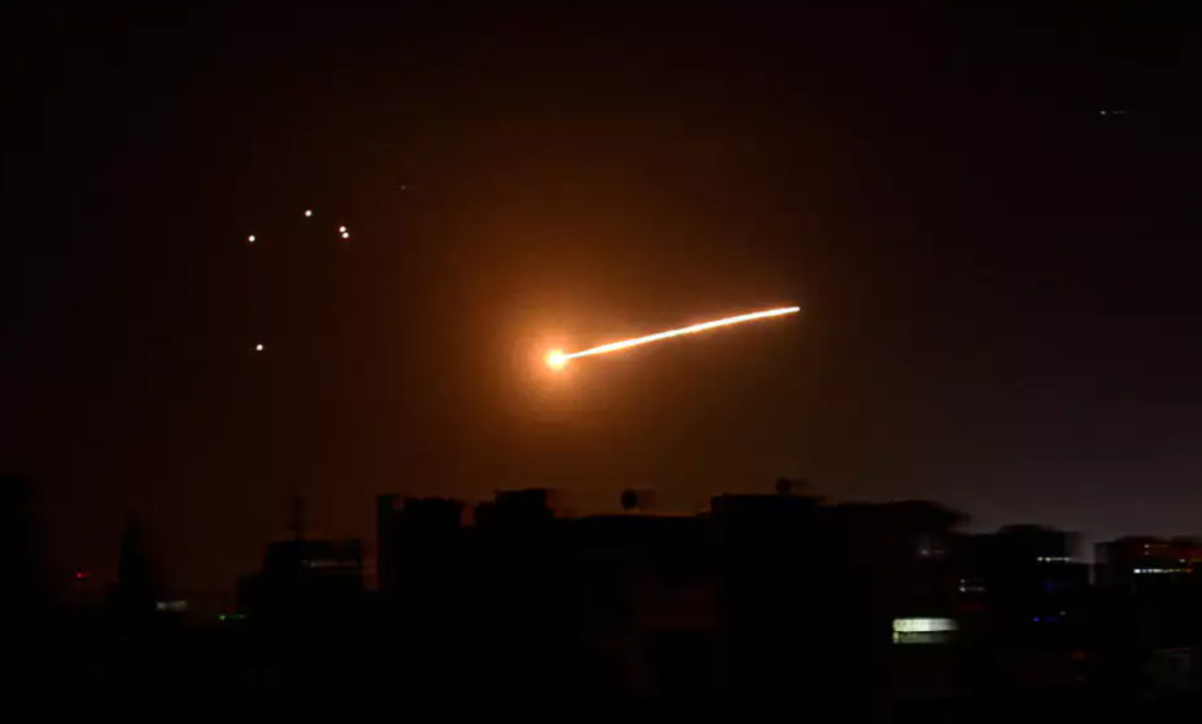 Hezbollah ispalio baraž raketa na vojnu bazu na sjeveru Izraela