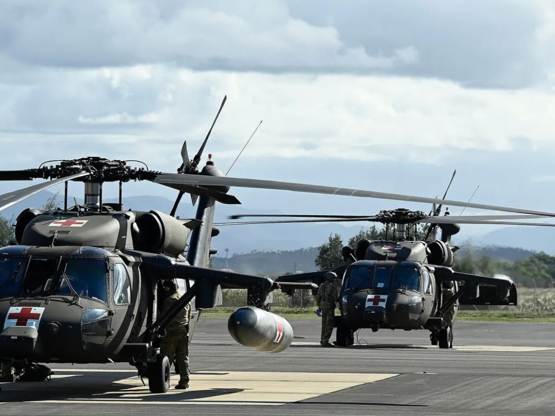 Australija: Srušio se vojni helikopter u okean, u toku potraga za posadom