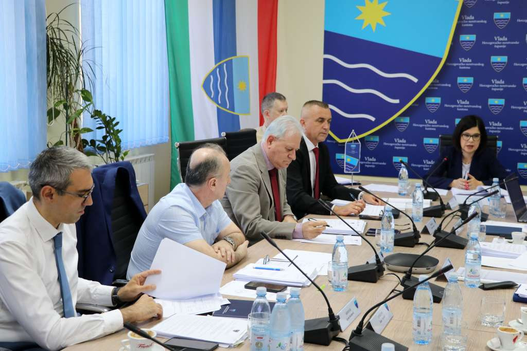 Vlada HNK izdvojila 2,3 milion maraka za policijske objekte u Prozoru, Čapljinu i Konjicu