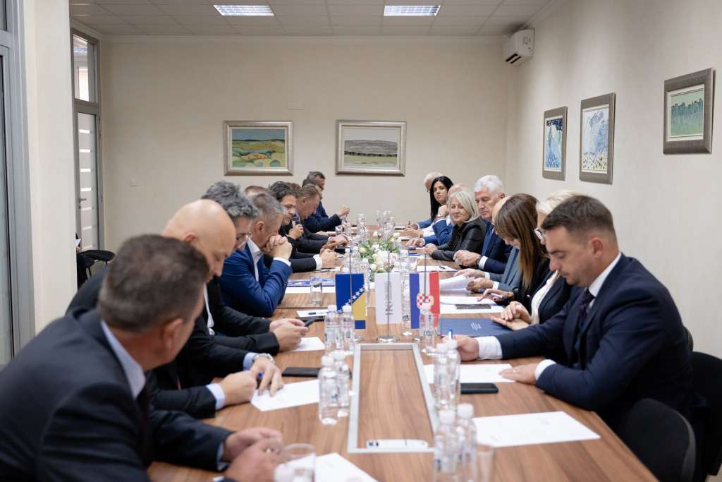 HNS BiH nastavlja zajedničko djelovanje u zaštiti interesa hrvatskog naroda
