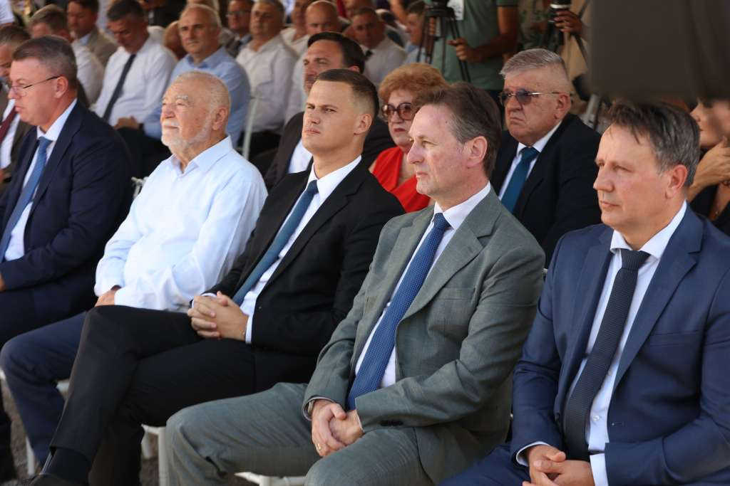 Hrnjić u Gradačcu: Federalna vlada udvostručila izdvajanja za poljoprivredu