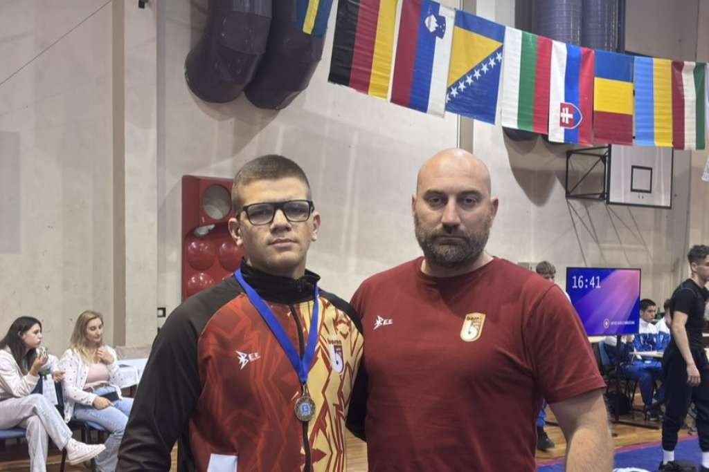 Zlatna medalja za Arijana Joldžića na hrvačkom turniru 'Csaba Ferenc'