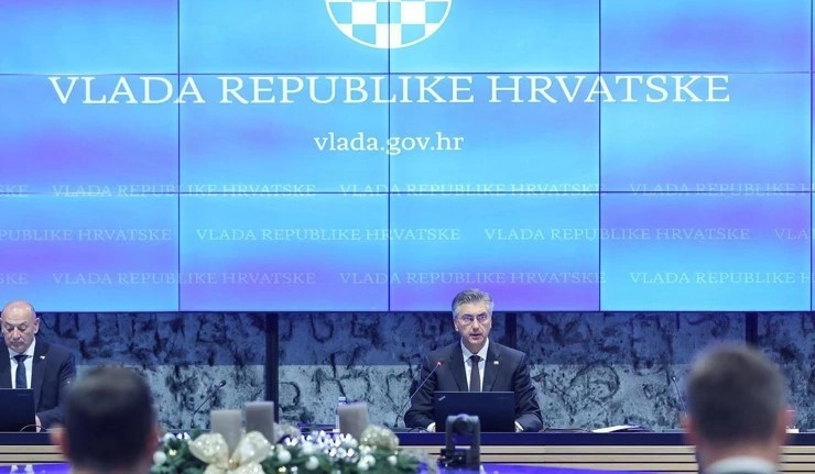 Hrvatska ulaže dvije milijarde eura u protudronsku opremu, haubice i tenkove