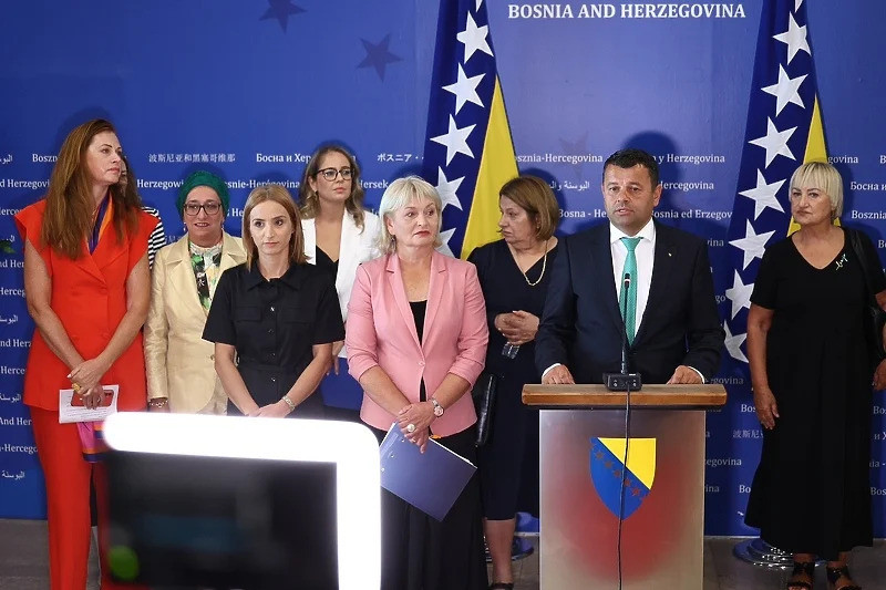 Ministar Hurtić: Vještačiti telefon ubice Sulejmanovića