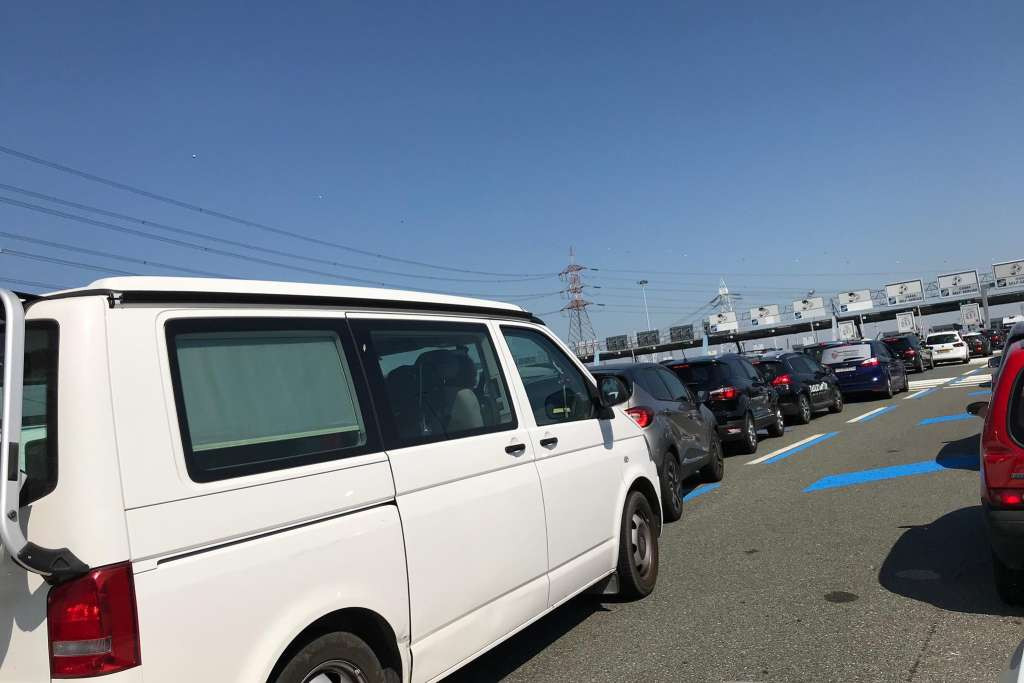 Kolona vozila na izlazu iz BiH na GP Gradiška, na ostalim prelazima ne čeka se duže od 30 minuta