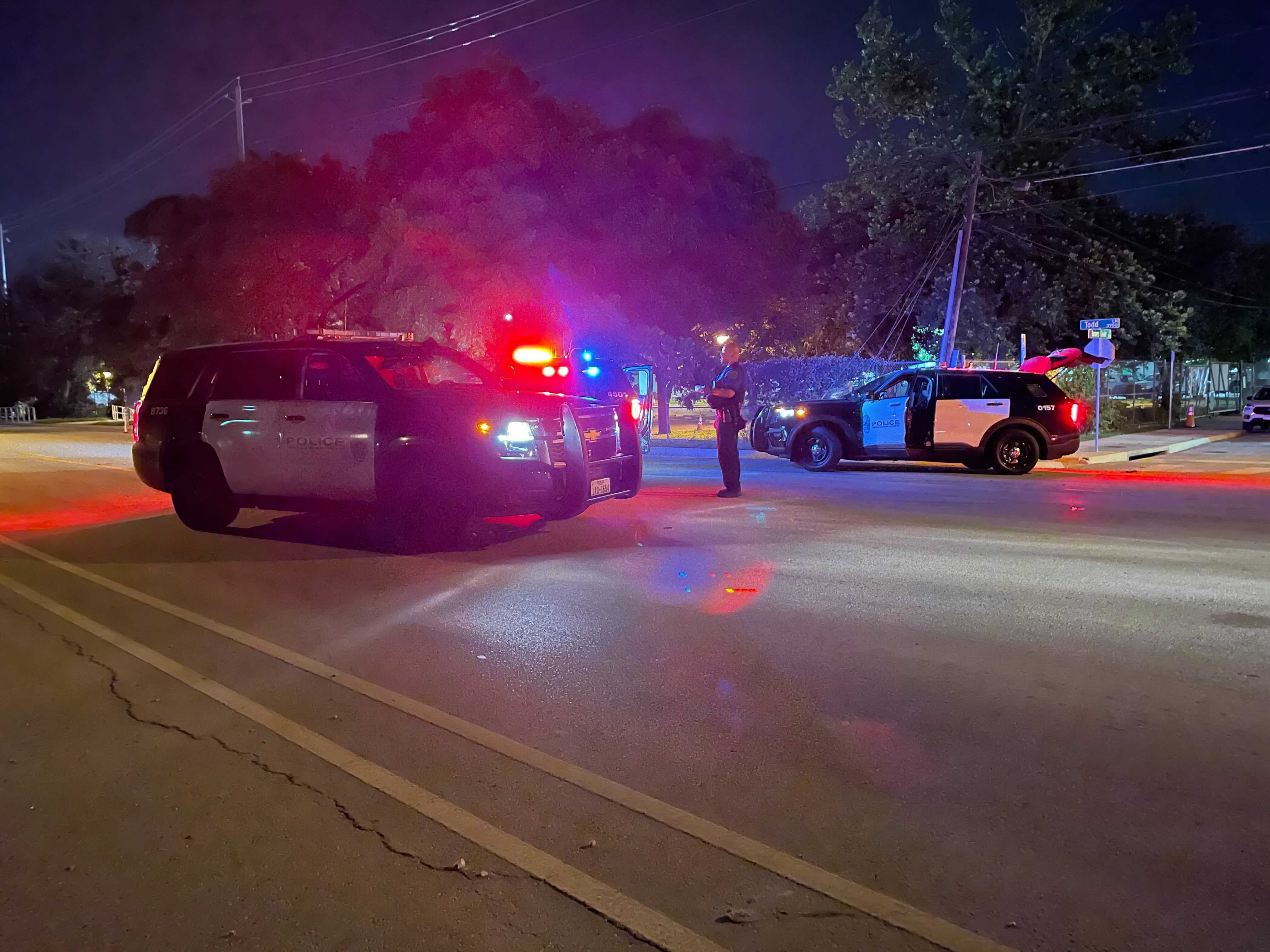 SAD: Najmanje 13 ranjenih u pucnjavi u Austinu