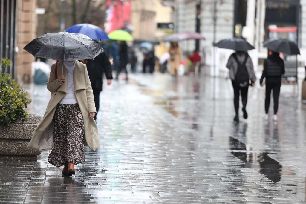 FHMZBiH: Umjereno do pretežno oblačno, povremeni pljuskovi i grmljavina