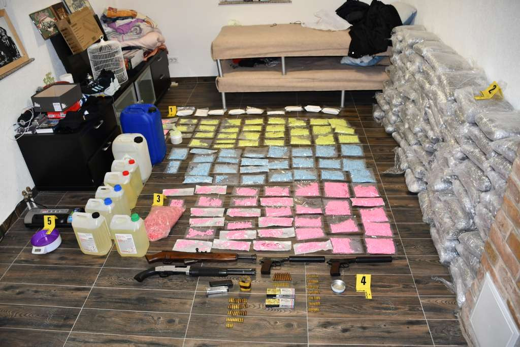 Akcija 'Taxi' - Zaplijenjeno više od 100 kilograma droge i oružje u Sarajevu, uhapšena jedna osoba