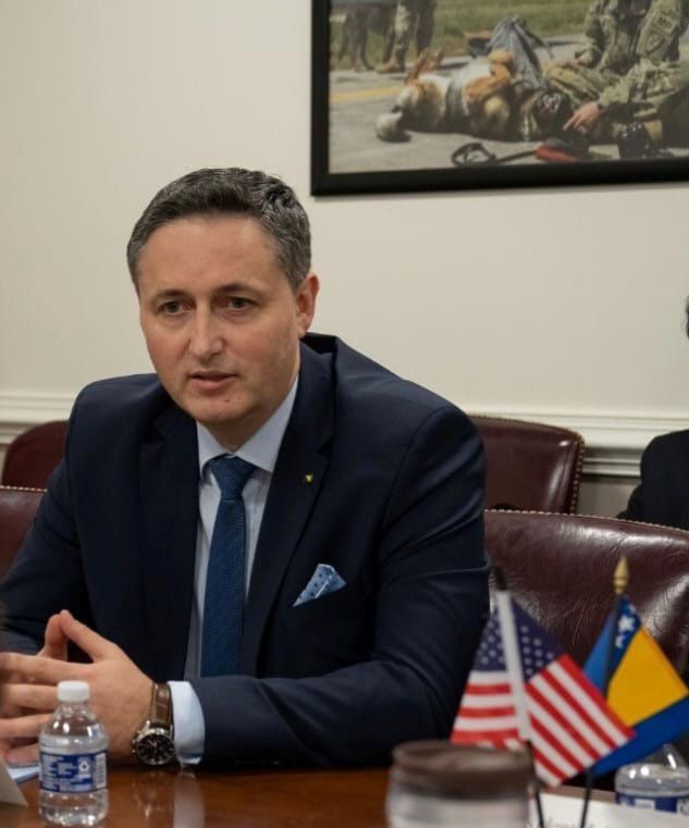 Bećirović osudio pokušaj atentata na Trumpa