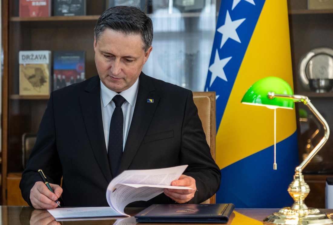 Bećirović će i u narednom periodu preduzimati sve pravne radnje da zaštiti ustavni poredak BiH