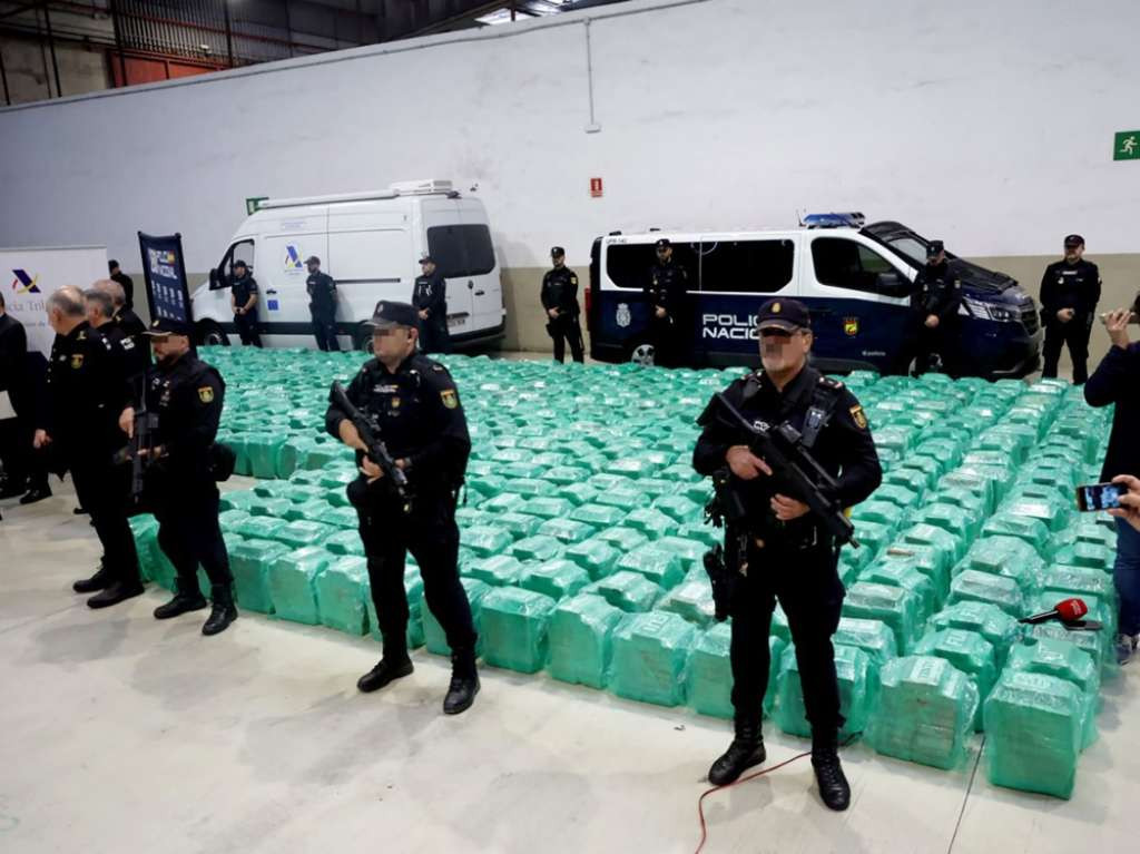 Španska policija zaplijenila 13 metričkih tona kokaina u pošiljci banana