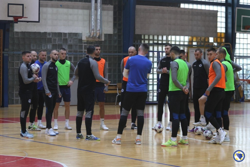 Pripreme za Sjevernu Irsku i Poljsku: Futsal reprezentativci BiH se okupili u Zenici i odradili prvi trening