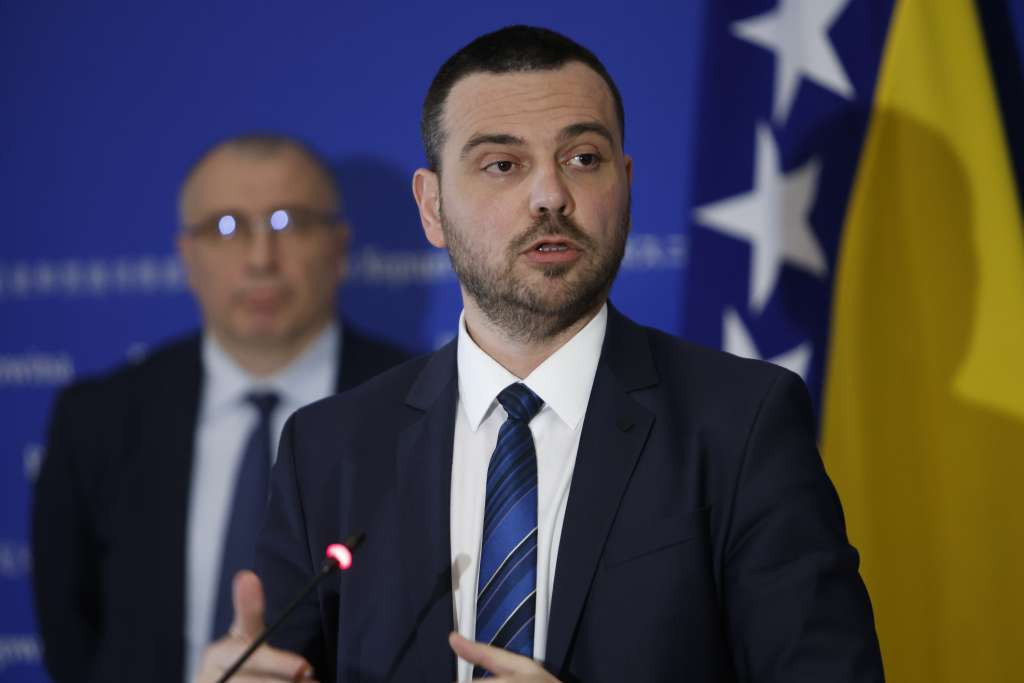 Usvojena inicijativa za izmještanje migrantskog kampa Blažuj