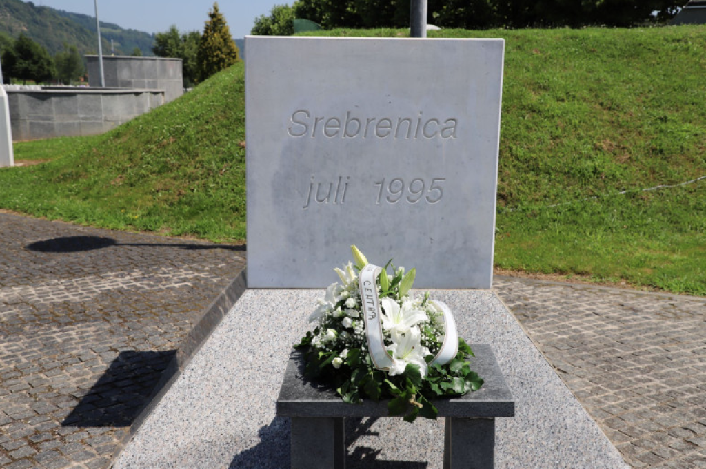 Općina Centar - Sutra u 12 sati oglašavanje sirena u znak sjećanja na žrtve genocida u Srebrenici