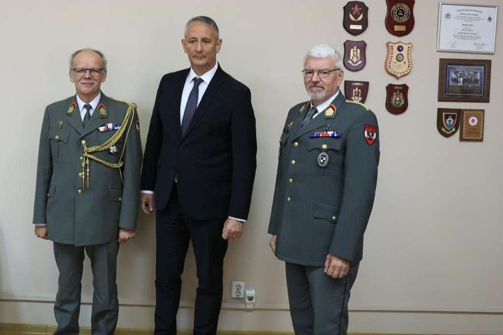 Galić s vojim atašeima Austrije: Suradnja MOBiH i MO Republike Austrije plodonosna