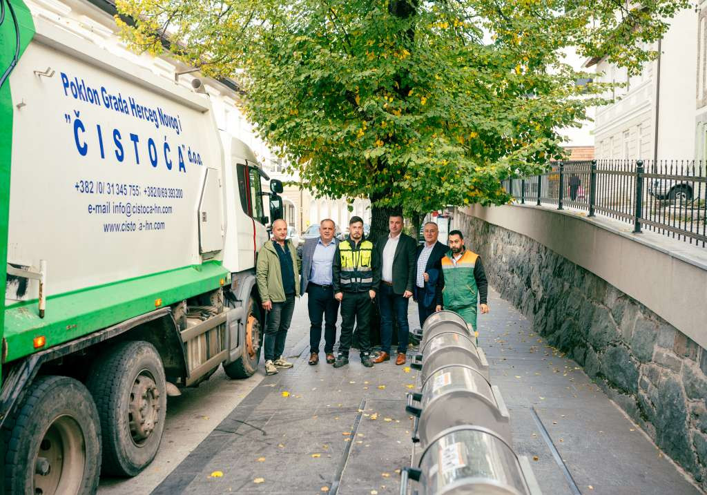 Grad Herceg Novi i Čistoća d.o.o darovali Konjicu komunalno vozilo