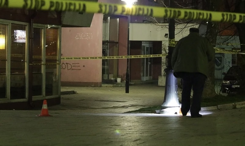 Preminula žrtva napadača koji je pucao u visočkoj ulici Križ