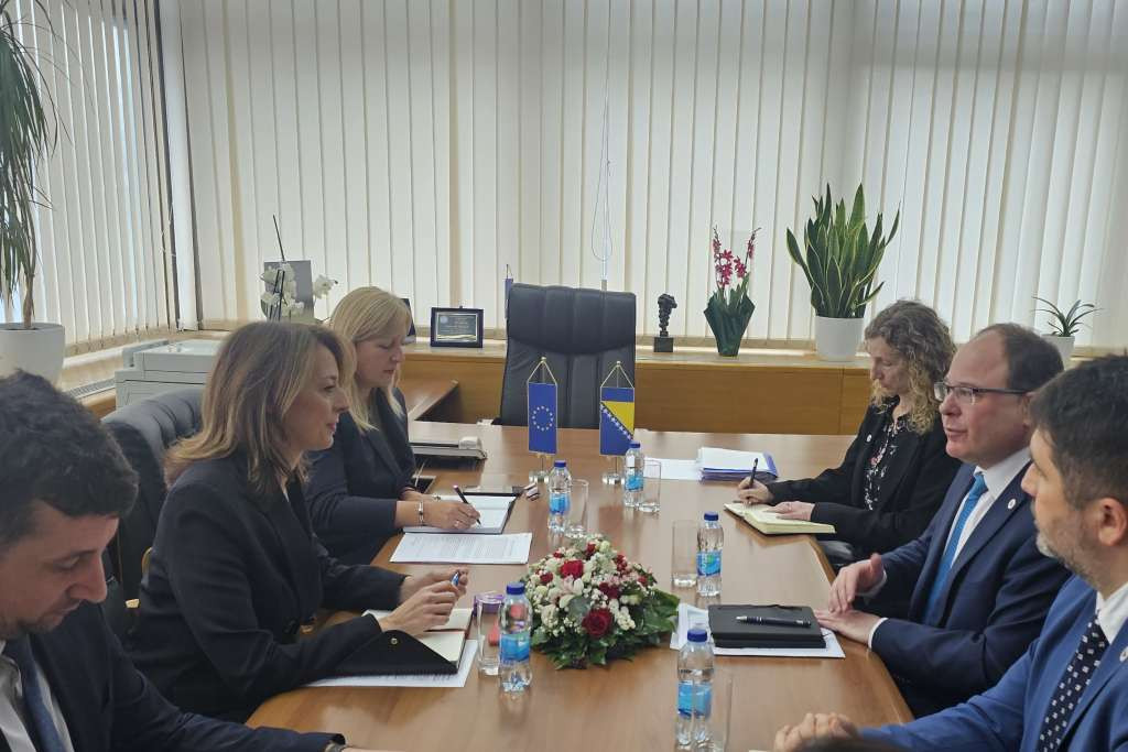 Bošnjak s delegacijom GICHD - Gotovo 1,65 posto teritorije BiH minirano