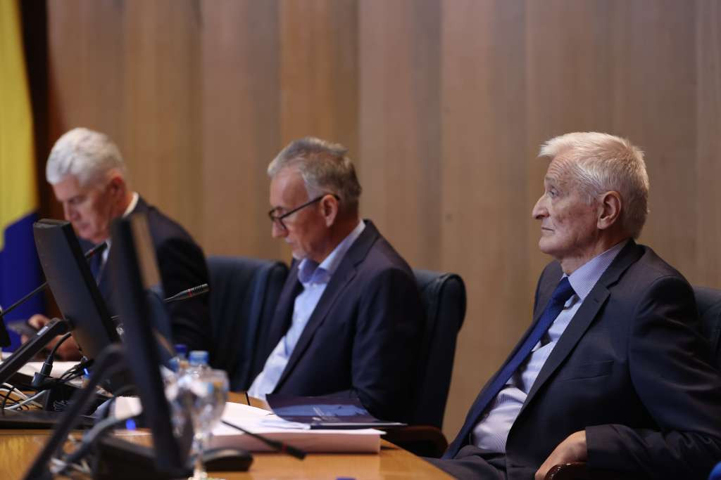 Predstavnički dom i Dom naroda PSBiH naredne sedmice o prijedlozima zakona o VSTV-u i Sudu BiH