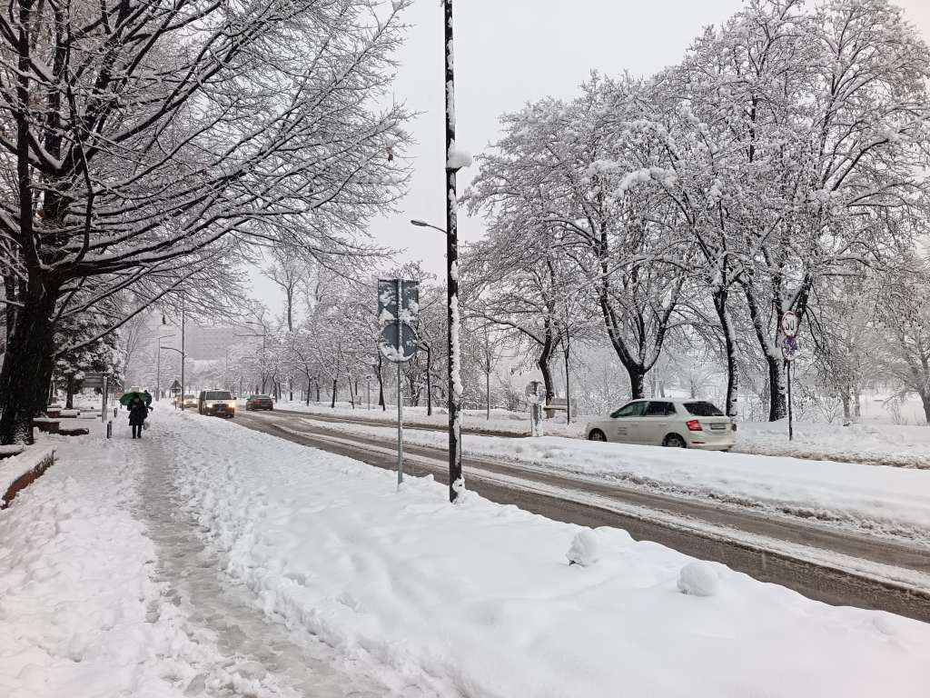Tešanj manje količine struje dobio iz pravca Doboja, čeka se sanacija dalekovoda u Nemili kod Zenice