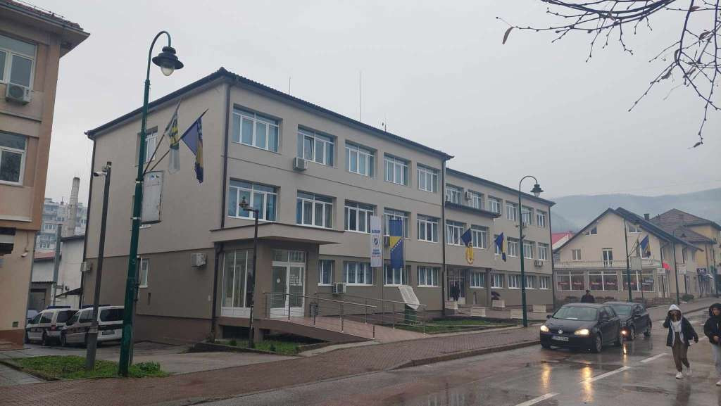 Bivši delegat u Domu naroda Parlamenta FBiH Edim Fejzić fizički napadnut