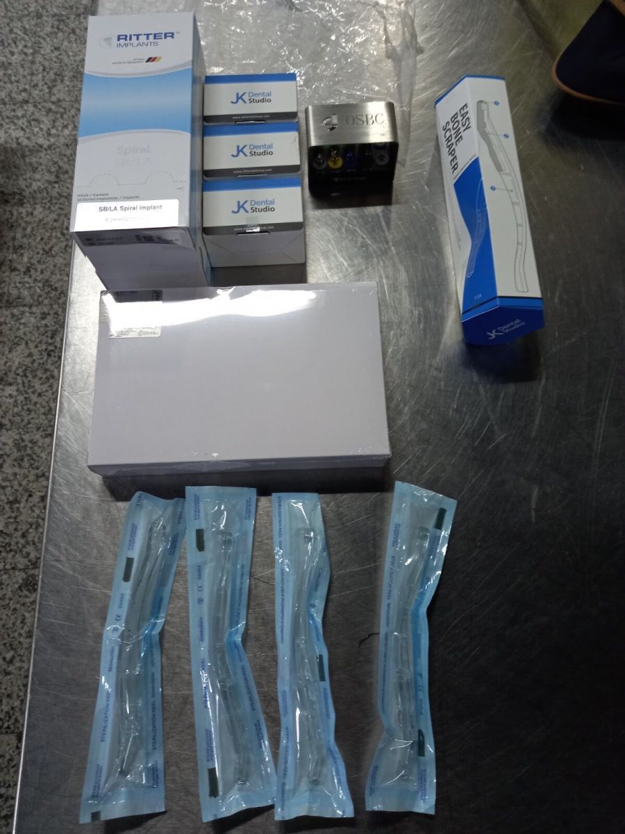 UIO BiH: Privremeno oduzeti zubni implantati i druga roba