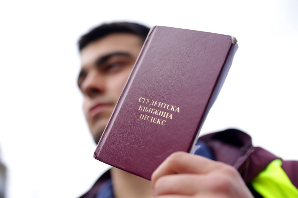 Subotica: Studenti Ekonomskog fakulteta u blokadi, fizički blokirali zgradu