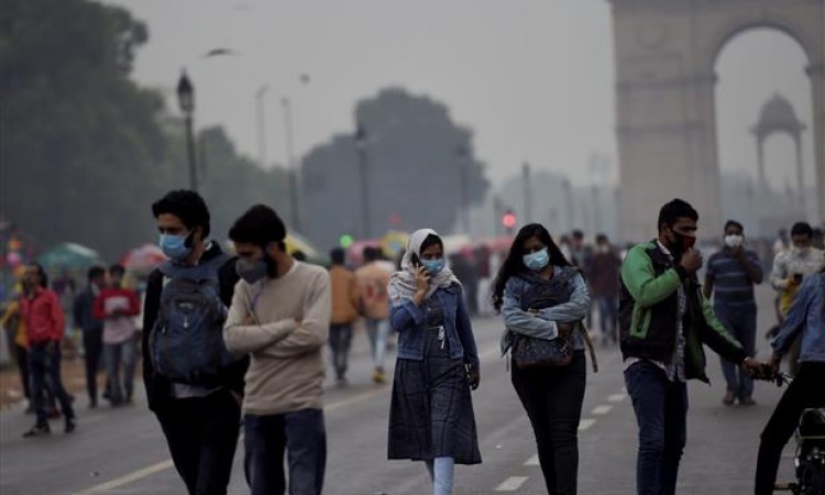New Delhi zabranio proslave Božića i Nove godine zbog omikrona