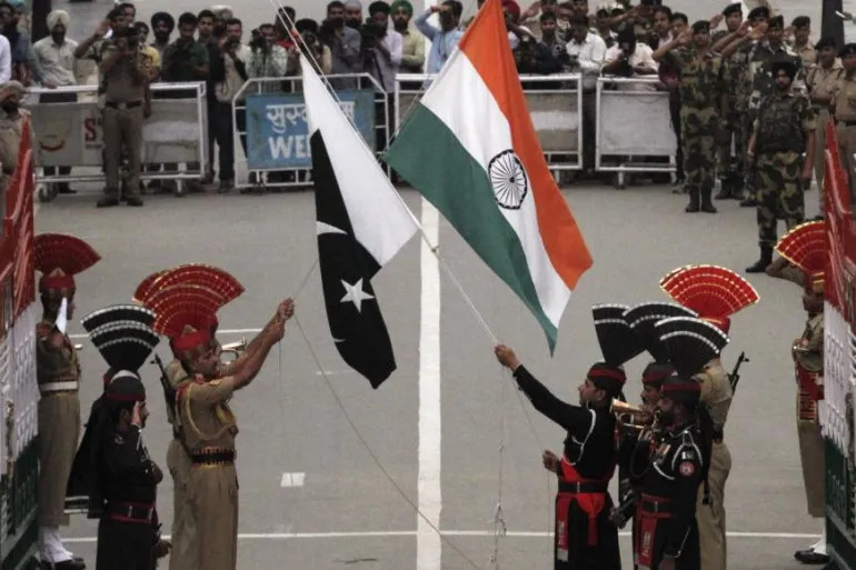 Raste napetost - Pakistan tvrdi da Indija priprema napad. Indija: Pakistanski vojnici pucali na granici