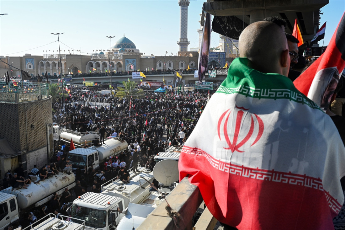 U Iraku održana povorka povodom dženaze iranskog vrhovnog vođe ajatolaha Alija Khameneija