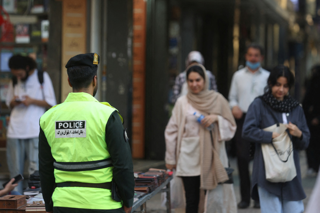 Iranski predsjednik obećao da će spriječiti policiju za moral da 'uznemirava' žene