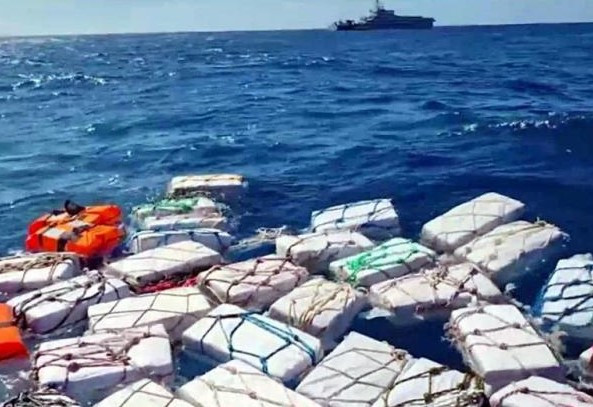 Zaplijenjeno skoro dvije tone kokaina u vodama Mediterana