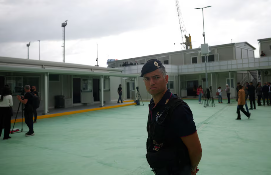 Iz Italije prebačena prva grupu migranata u prihvatni centar u Albaniju