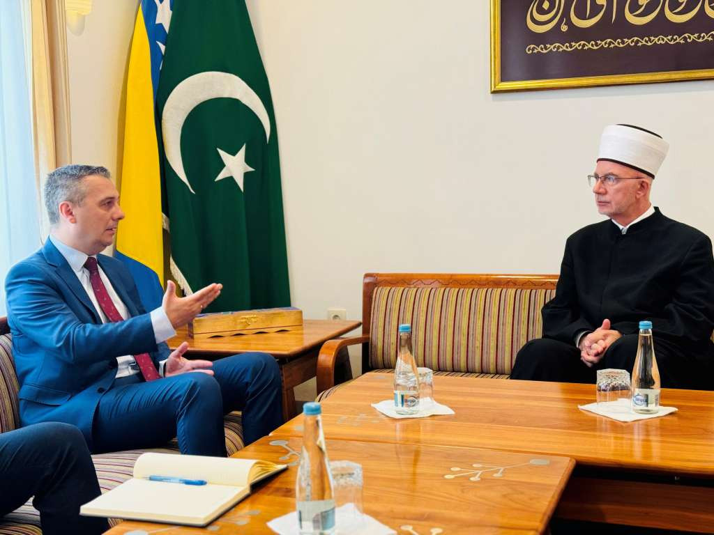 Ministar Dizdar i muftija Fazlović razgovarali o realizaciji projekata u povratničkim sredinama