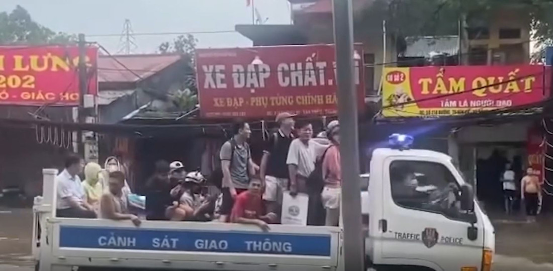 U tajfunu Bualoi u Vijetnamu poginulo 29 osoba, 22 nestale